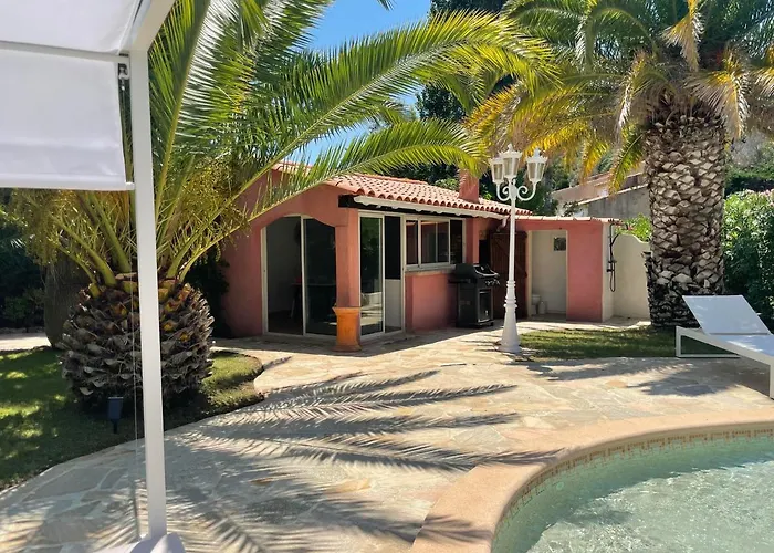 Fantastic Pool 900m To The Beach; With Extravagant Big Garden * Sainte-Maxime