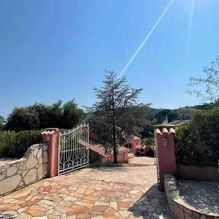 Fantastic Pool 900m To The Beach; With Extravagant Big Garden וילה *