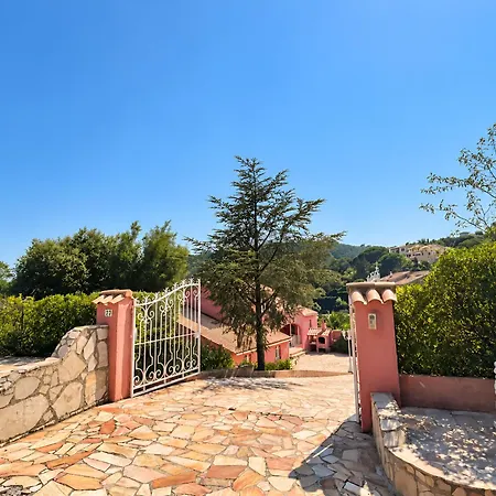 Villa Fantastic Pool 900m To The Beach; With Extravagant Big Garden *
