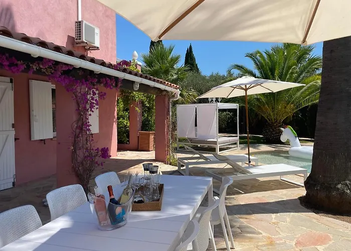 Fantastic Pool 900m To The Beach; With Extravagant Big Garden Villa *